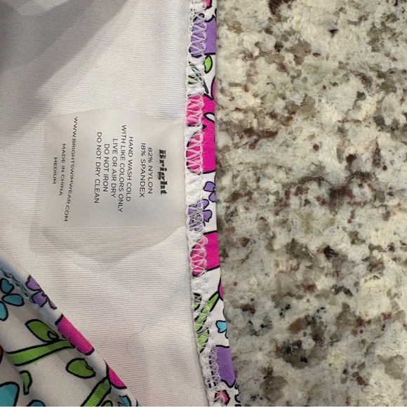 Bright swimwear floral bikini - Picture 2 of 2